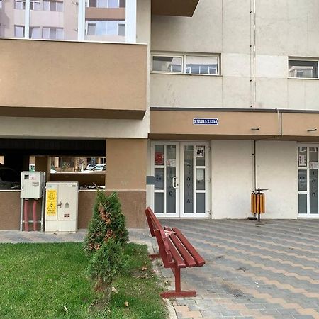 Lovely Bacau 1 Bedroom Apartment Ngoại thất bức ảnh